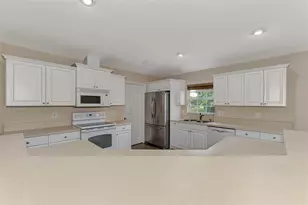 3530 Adelaide Ave, North Port, FL 34288 - Photo 22