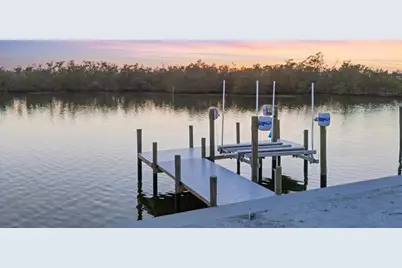 7314 Westmoreland Drive, Sarasota, FL 34243 - Photo 6