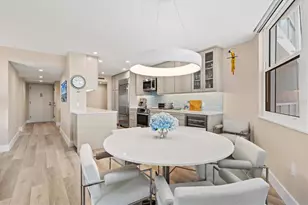 1050 Longboat Club Rd, Longboat Key, FL 34228 - Photo 16