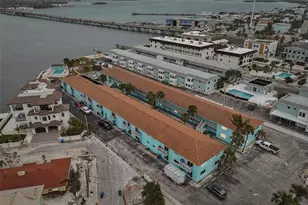 117 7th St N, Bradenton Beach, FL 34217 - Photo 10