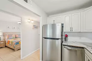 117 7th St N, Bradenton Beach, FL 34217 - Photo 10