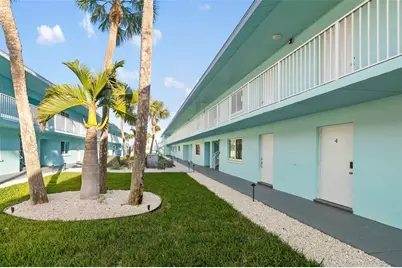 117 7th Street N #5, Bradenton Beach, FL 34217 - Photo 4