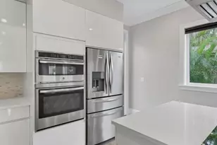 4112 Swift Rd, Sarasota, FL 34231 - Photo 12