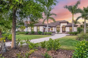 3519 Founders Club Dr, Sarasota, FL 34240 - Photo 2