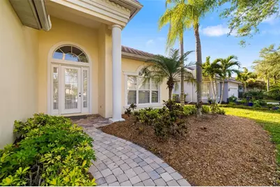 7016 Lennox Place, University Park, FL 34201 - Photo 2