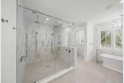 619 Key Royale Drive, Holmes Beach, FL 34217 - Photo 16