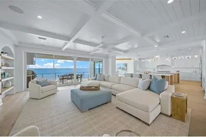 619 Key Royale Drive, Holmes Beach, FL 34217 - Photo 6