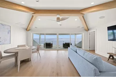 619 Key Royale Drive, Holmes Beach, FL 34217 - Photo 28