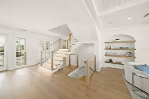 619 Key Royale Dr, Holmes Beach, FL 34217 - Photo 26