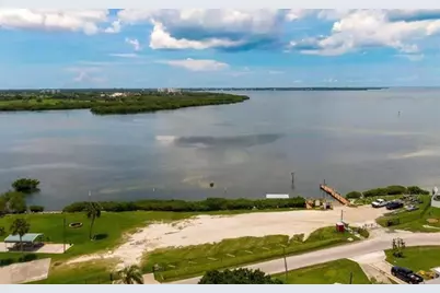 516 45th Street Court W, Palmetto, FL 34221 - Photo 38