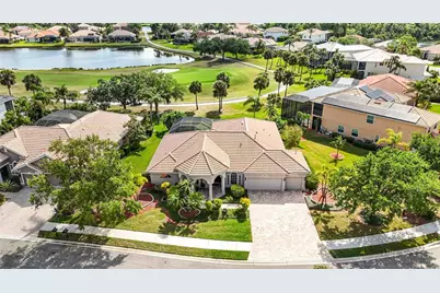 7581 Camden Harbour Drive, Bradenton, FL 34212 - Photo 2