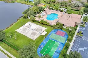 7581 Camden Harbour Dr, Bradenton, FL 34212 - Photo 44