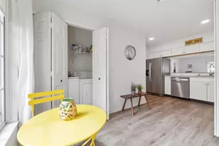 18106 Canal Pointe St, Tampa, FL 33647 - Photo 10