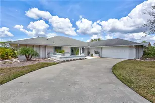 4487 Glebe Farm Rd, Sarasota, FL 34235 - Photo 2