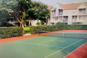 850 S Tamiami Trail, Sarasota, FL 34236 - Photo 18