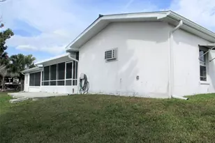 6339 Pontiac Ln, North Port, FL 34287 - Photo 8