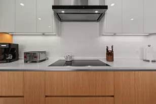 301 Quay Commons, Sarasota, FL 34236 - Photo 34