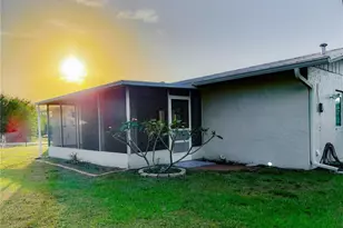 389 Millport St NW, Port Charlotte, FL 33948 - Photo 28