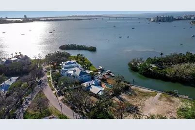 1479 Bay Point Drive, Sarasota, FL 34236 - Photo 16