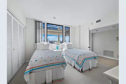 1095 Gulf Of Mexico Drive #503, Longboat Key, FL 34228 - Photo 22