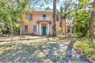 2315 McClellan Parkway, Sarasota, FL 34239 - Photo 1