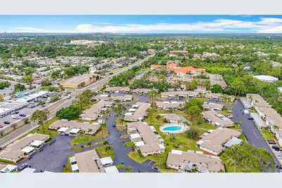 2802 Swifton Drive #V102, Sarasota, FL 34231 - Photo 16