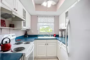 2802 Swifton Dr, Sarasota, FL 34231 - Photo 6