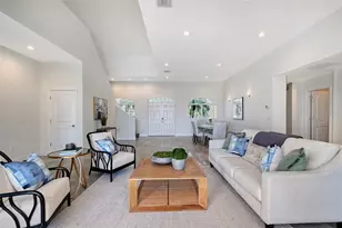 404 S Shore Dr, Sarasota, FL 34234 - Photo 10