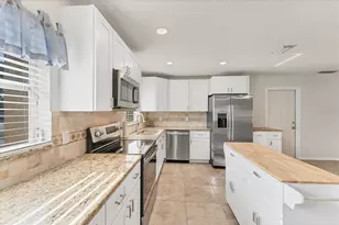 2151 Upton Ave, Sarasota, FL 34232 - Photo 6