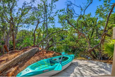 234 85th Street, Holmes Beach, FL 34217 - Photo 66