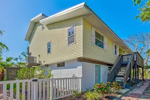 234 85th St, Holmes Beach, FL 34217 - Photo 82