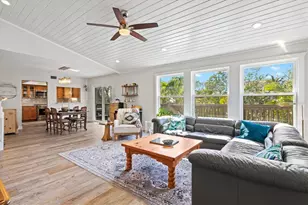 234 85th St, Holmes Beach, FL 34217 - Photo 12