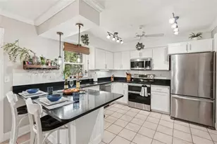 5728 Whistlewood Cir, Sarasota, FL 34232 - Photo 14