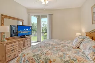 9630 Club S Cir, Sarasota, FL 34238 - Photo 20