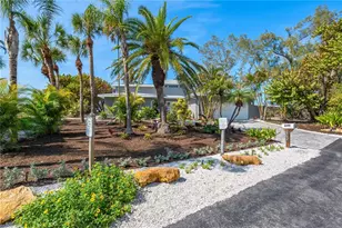 8592 Hidden Lagoon Rd, Sarasota, FL 34242 - Photo 4