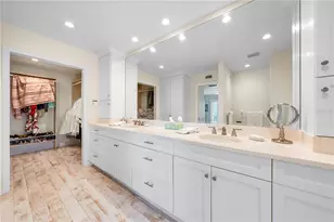 8592 Hidden Lagoon Rd, Sarasota, FL 34242 - Photo 44