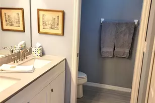 9620 Club S Cir, Sarasota, FL 34238 - Photo 12