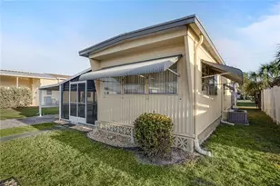1110 49th Ave Dr W, Bradenton, FL 34207 - Photo 32