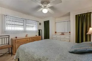 1110 49th Ave Dr W, Bradenton, FL 34207 - Photo 18