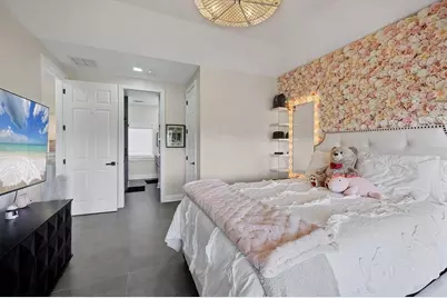 7142 Hawks Harbor Circle, Bradenton, FL 34207 - Photo 32