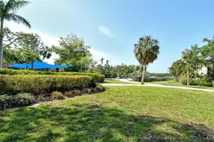 1532 Pelican Point Dr, Sarasota, FL 34231 - Photo 38