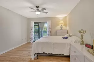 1532 Pelican Point Dr, Sarasota, FL 34231 - Photo 24