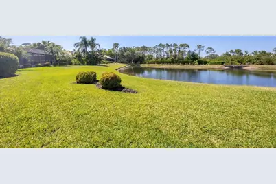 7034 Honeysuckle Trail, Lakewood Ranch, FL 34202 - Photo 50