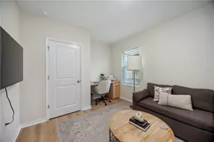 5800 Elegant Orchid Wy, Sarasota, FL 34232 - Photo 10