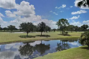 7461 W Country Club Dr N, Sarasota, FL 34243 - Photo 12