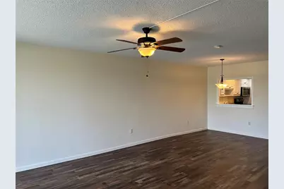 7461 W Country Club Drive N #208, Sarasota, FL 34243 - Photo 8