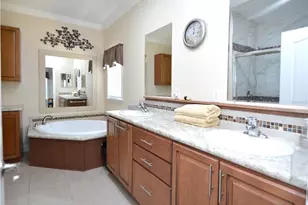 602 Carefree, Venice, FL 34285 - Photo 8