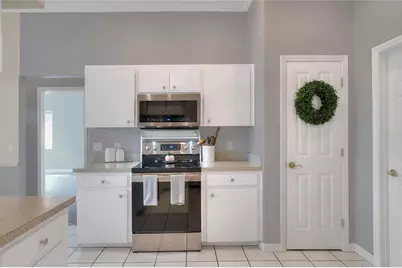 5810 Lake Victoria Drive, Lakeland, FL 33813 - Photo 18