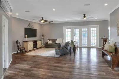 5810 Lake Victoria Drive, Lakeland, FL 33813 - Photo 4