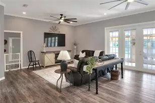 5810 Lake Victoria Dr, Lakeland, FL 33813 - Photo 6